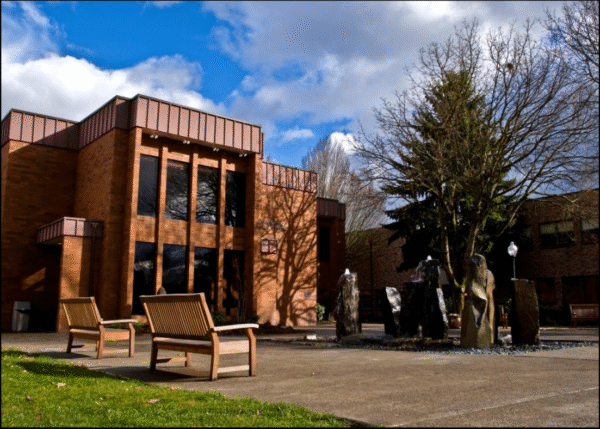 Cascade College campus life photo