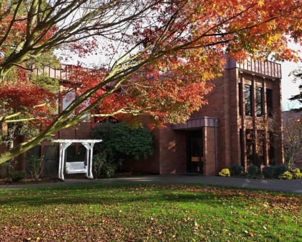 Cascade College campus life photo